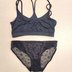 Low Impact Multi Layer Black Mesh Sports Bra & Lacy Venus Panty Set Sz M